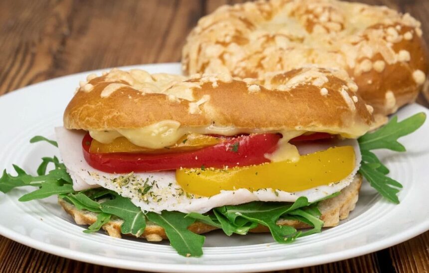 Protein Käse Brezel | Kalorienbewusste Käse-Brezel - IQs Kitchen ...